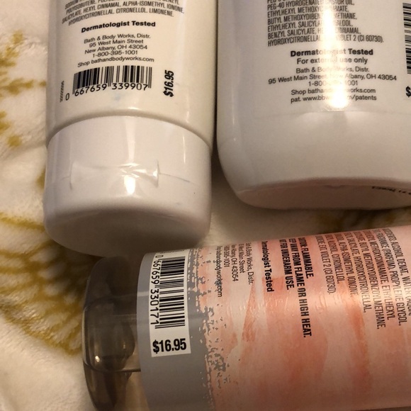 White Barn Amber Blush Bath & Body Set - Pink - Picture 4 of 4